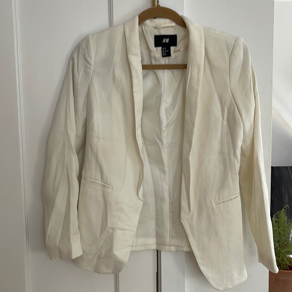 H&M white blazer